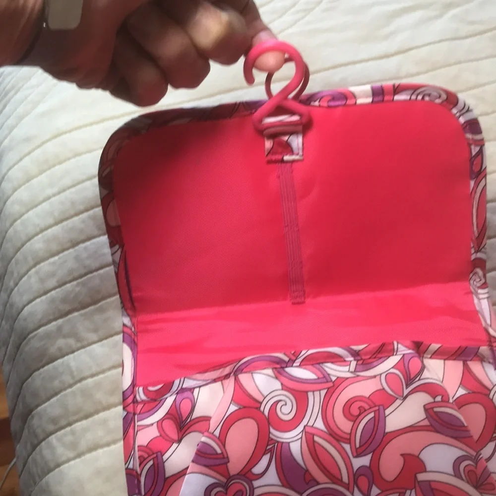 Avon Pink Swirl Travel Case Jewelry or Make-up Case